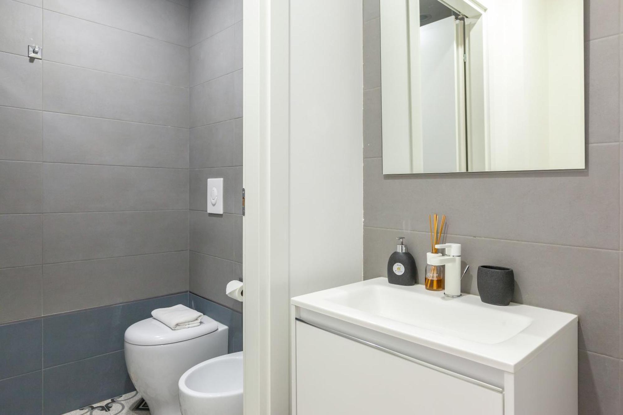 Milano Apartments S Agostino - Porta Genova المظهر الخارجي الصورة