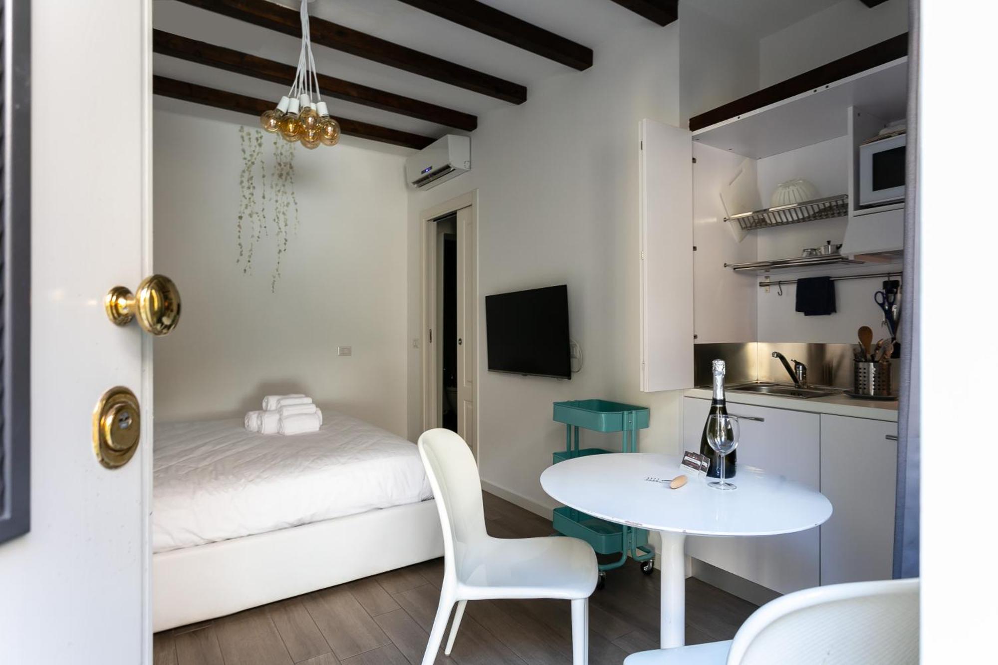 Milano Apartments S Agostino - Porta Genova المظهر الخارجي الصورة